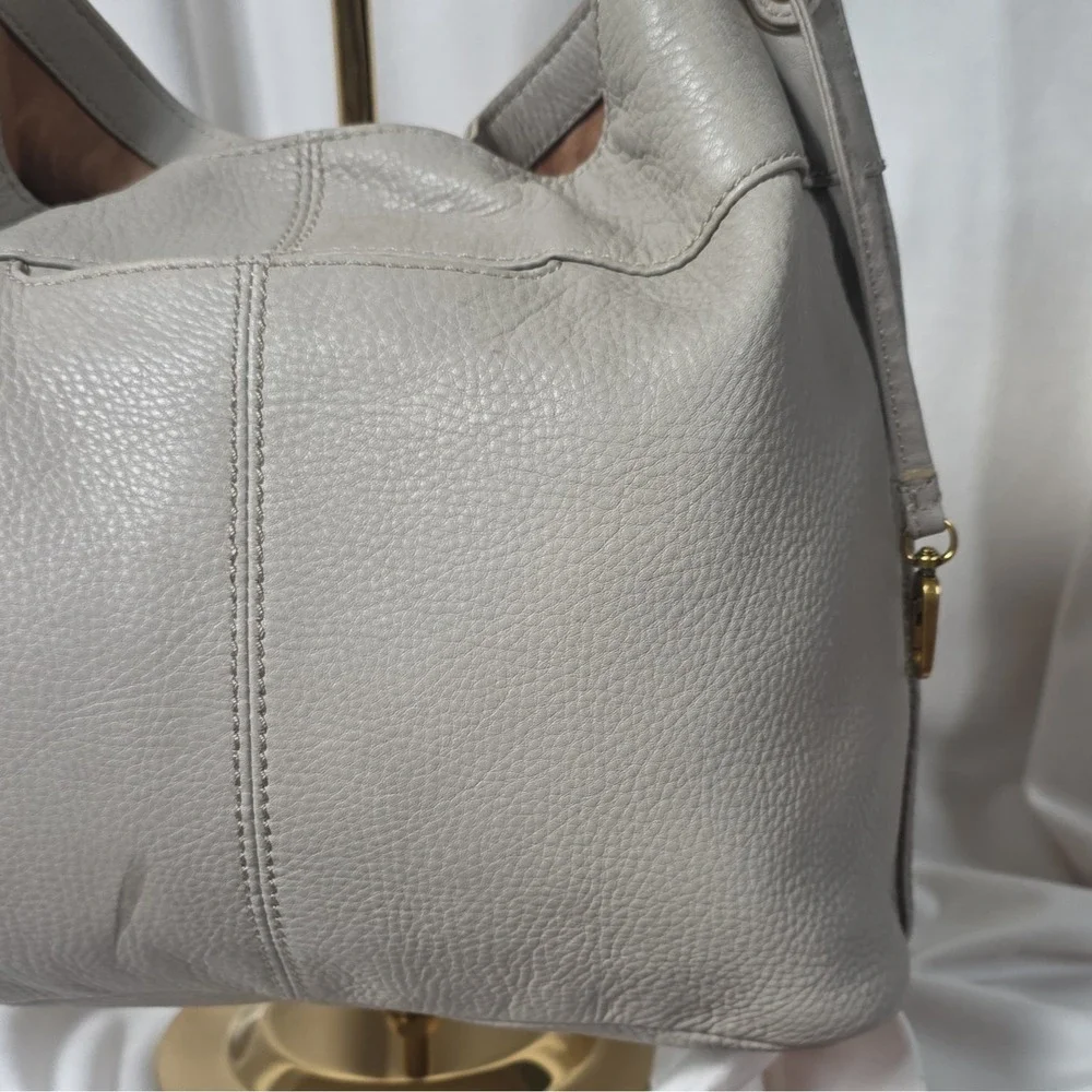 HOBO Pier Convertible Leather Shoulder Bag Crossbody – Birch Gray
